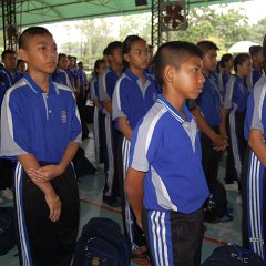 a (8)